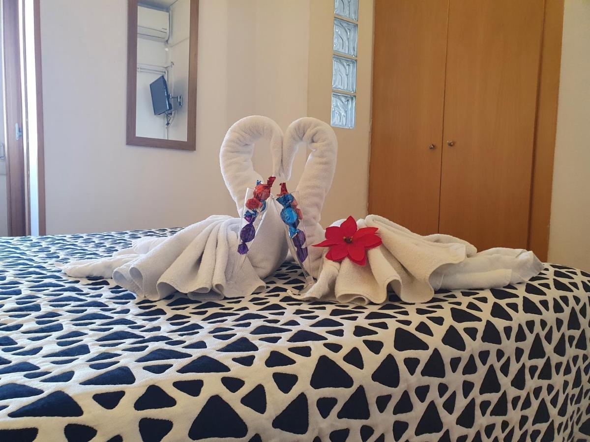 Hostal Rio De Castro Βαρκελώνη Εξωτερικό φωτογραφία