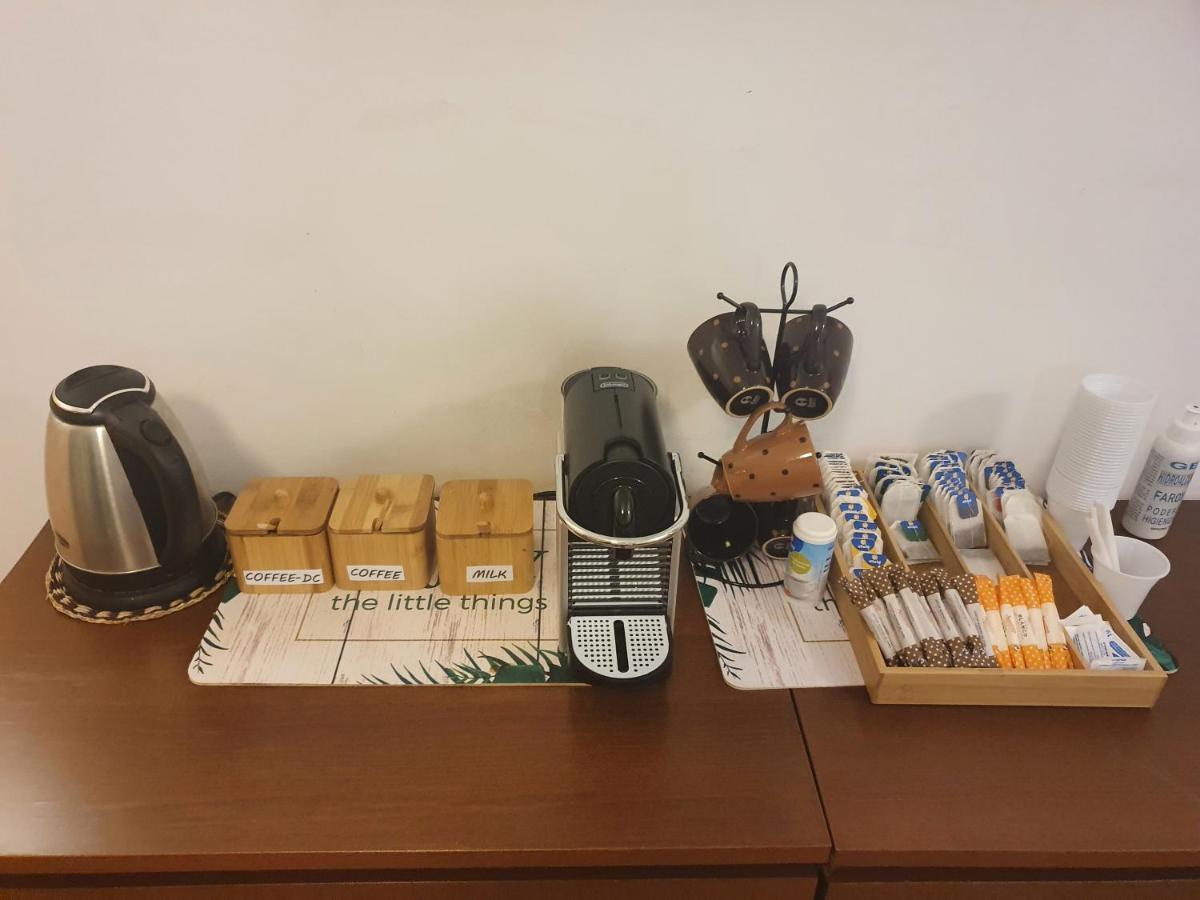 Hostal Rio De Castro Βαρκελώνη Εξωτερικό φωτογραφία