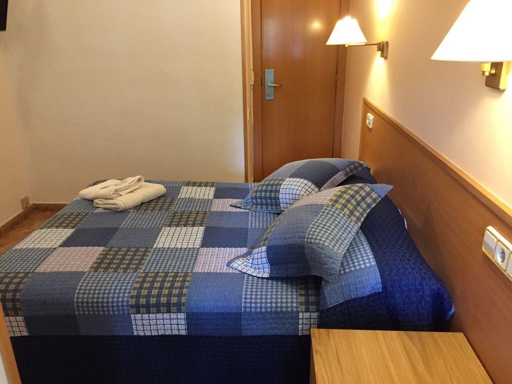 Hostal Rio De Castro Βαρκελώνη Εξωτερικό φωτογραφία