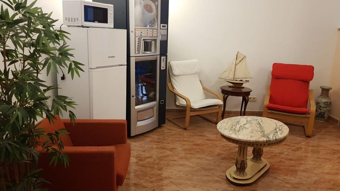 Hostal Rio De Castro Βαρκελώνη Εξωτερικό φωτογραφία