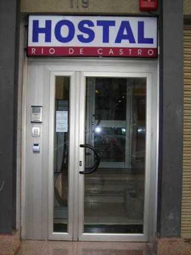 Hostal Rio De Castro Βαρκελώνη Εξωτερικό φωτογραφία