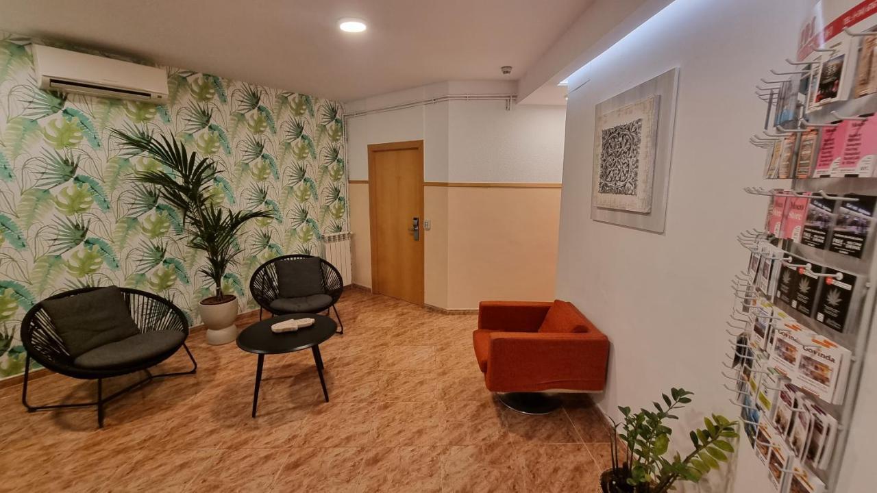 Hostal Rio De Castro Βαρκελώνη Εξωτερικό φωτογραφία