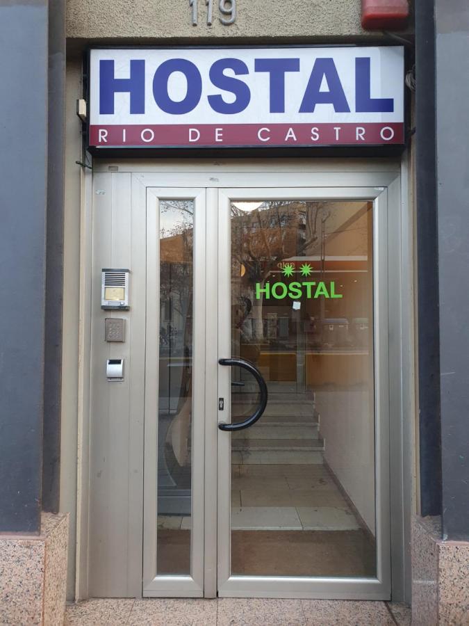 Hostal Rio De Castro Βαρκελώνη Εξωτερικό φωτογραφία