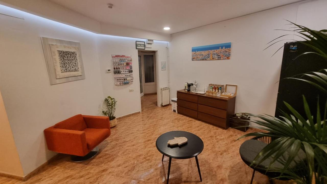 Hostal Rio De Castro Βαρκελώνη Εξωτερικό φωτογραφία