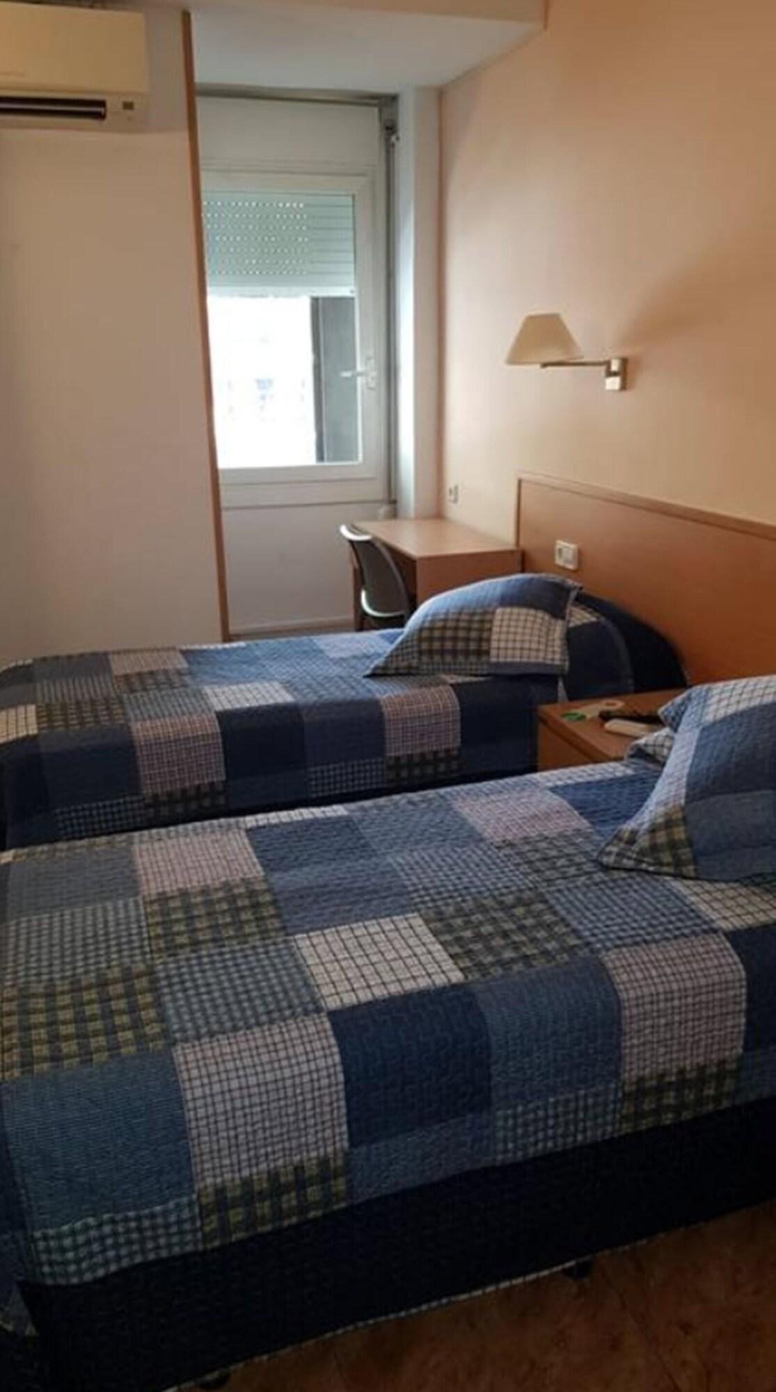 Hostal Rio De Castro Βαρκελώνη Εξωτερικό φωτογραφία