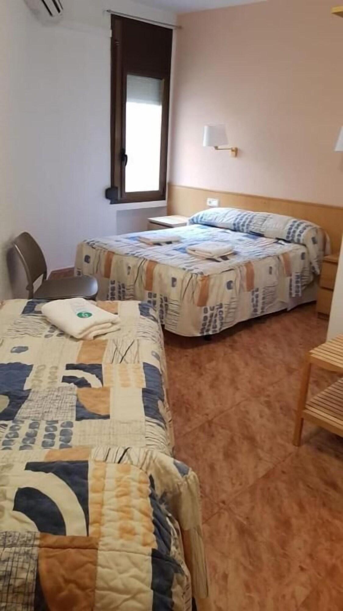 Hostal Rio De Castro Βαρκελώνη Εξωτερικό φωτογραφία