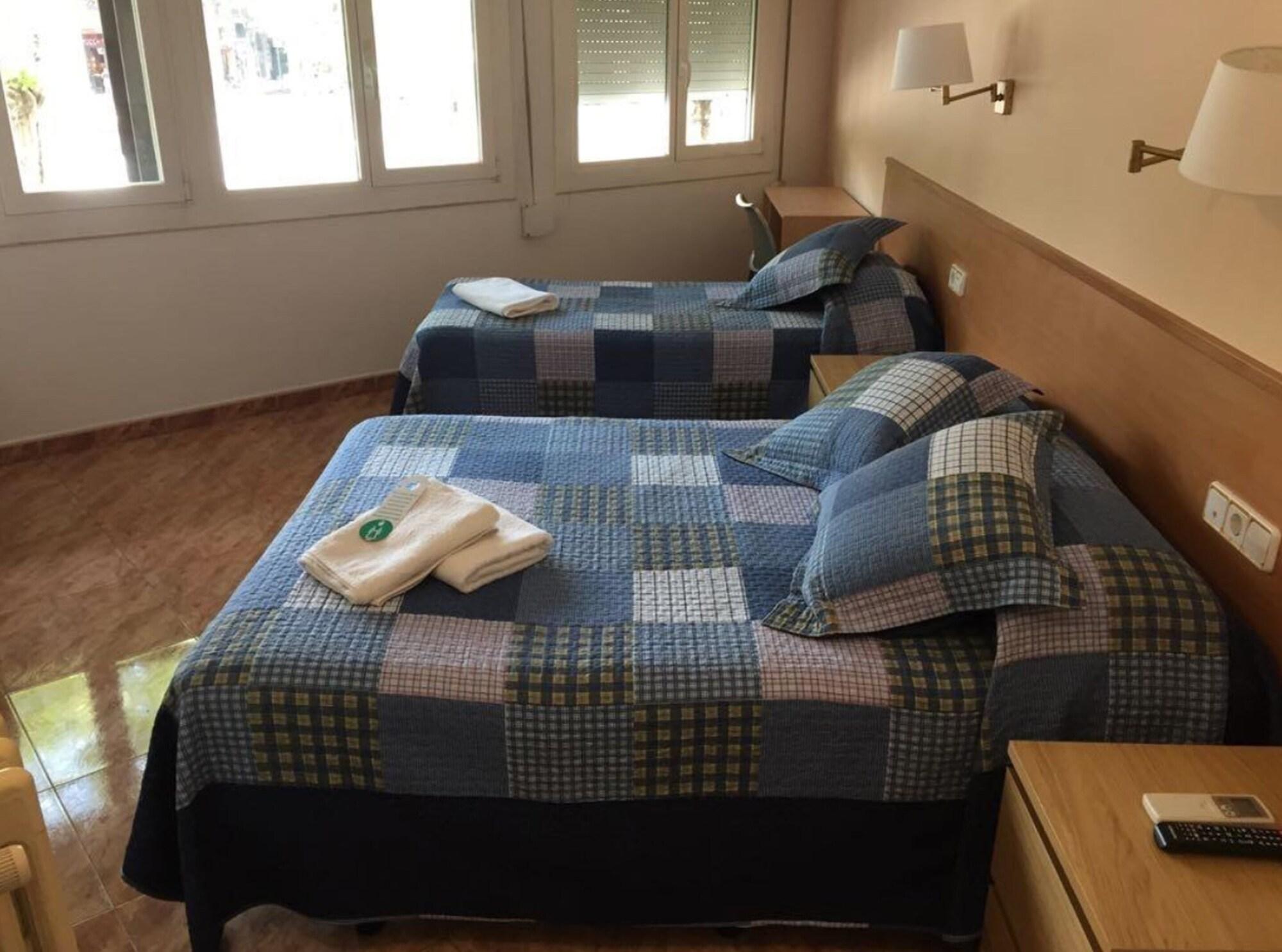 Hostal Rio De Castro Βαρκελώνη Εξωτερικό φωτογραφία